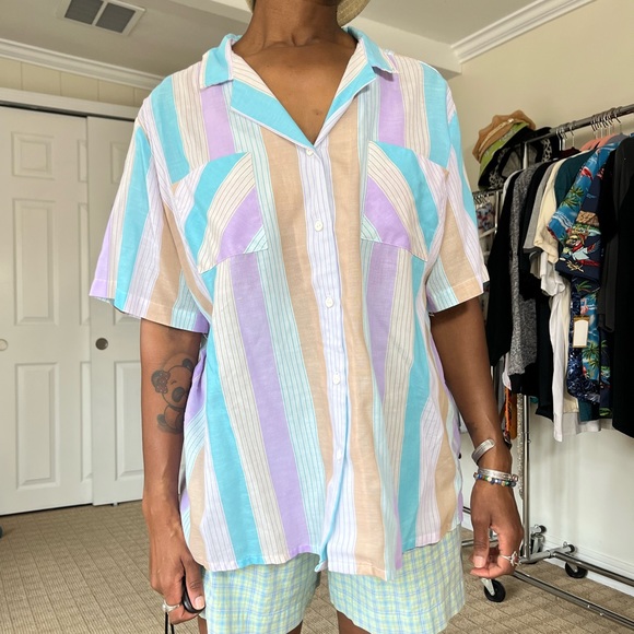 ! Vertical pastel stripes.  Lightweight. Size 42. Fits like a large!! - Picture 2 of 7